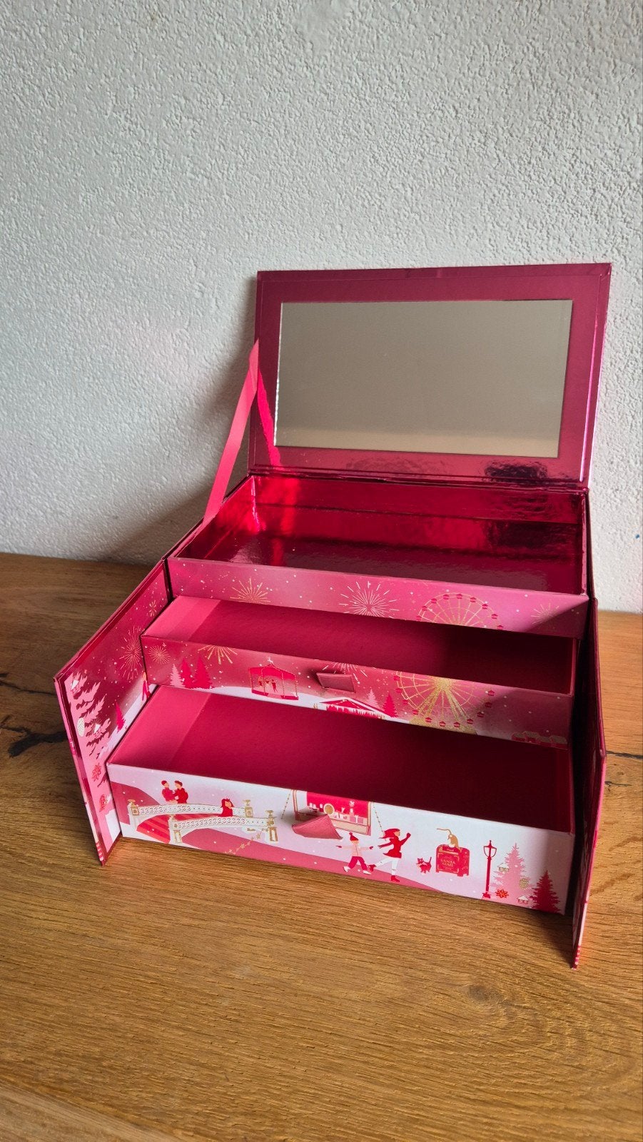 Make up doos / sieradendoos (Douglas adventskalender), Ophalen, Zo goed als nieuw, Roze, Met spiegeltje(s)