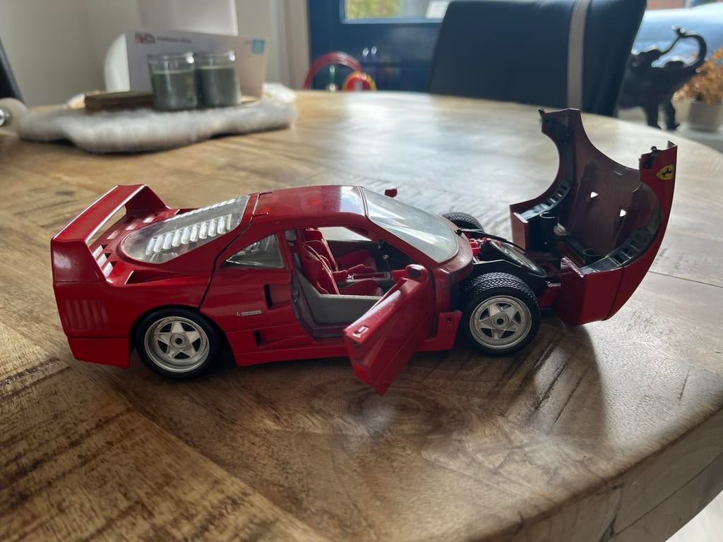 Auto op schaal, Ophalen of Verzenden, Zo goed als nieuw, Bburago