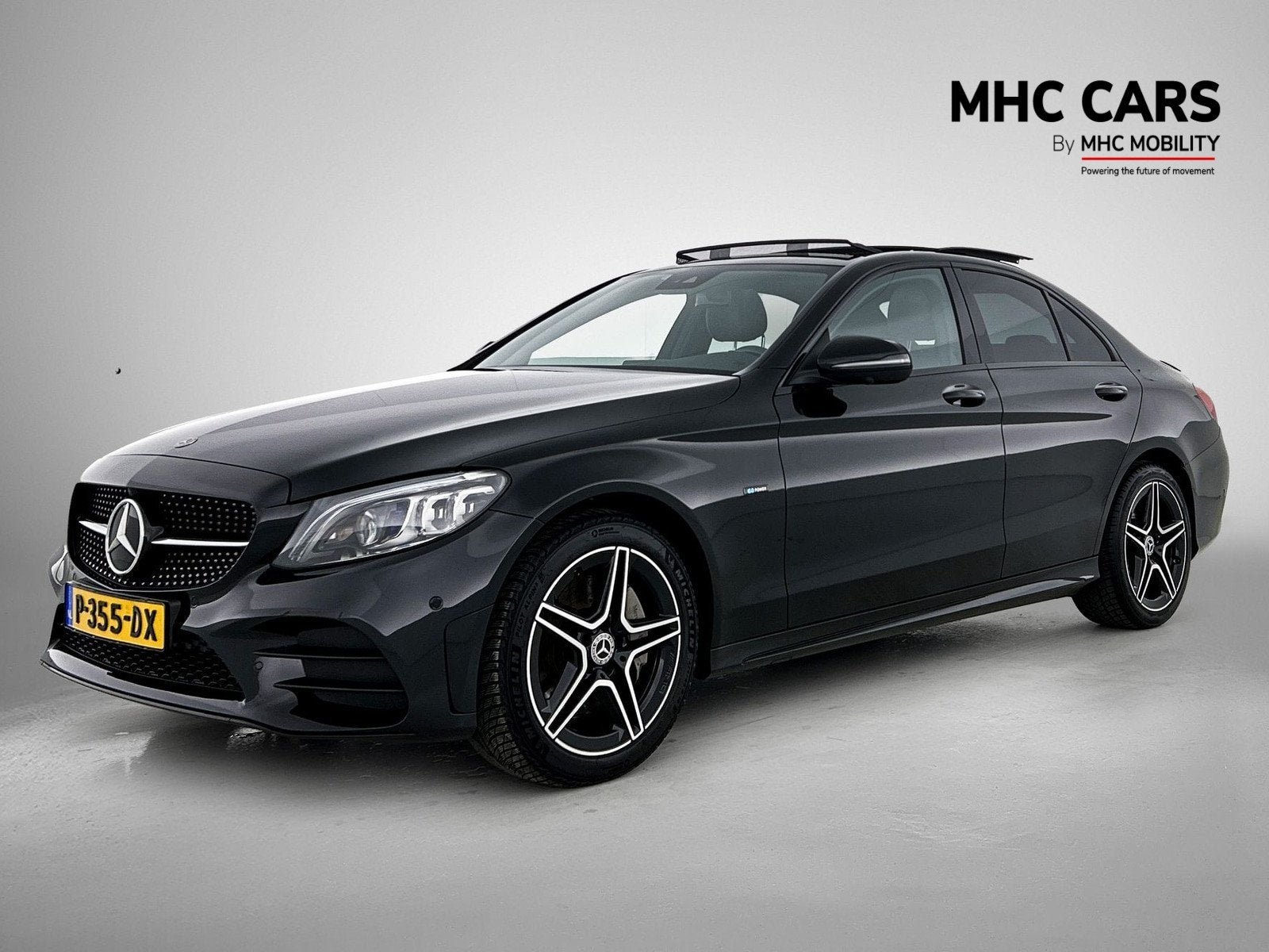 Mercedes-Benz C-Klasse 300 e Business Solution AMG Limited |, Auto's, Zwart, Bedrijf, Hybride Elektrisch/Benzine, Sedan
