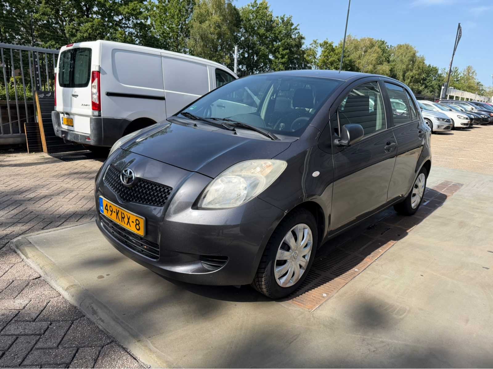 2009 Toyota Yaris 1.3 VVTi Cool Personenauto, Auto's, Voorwielaandrijving, 4 cilinders, Bedrijf, 1298 cc