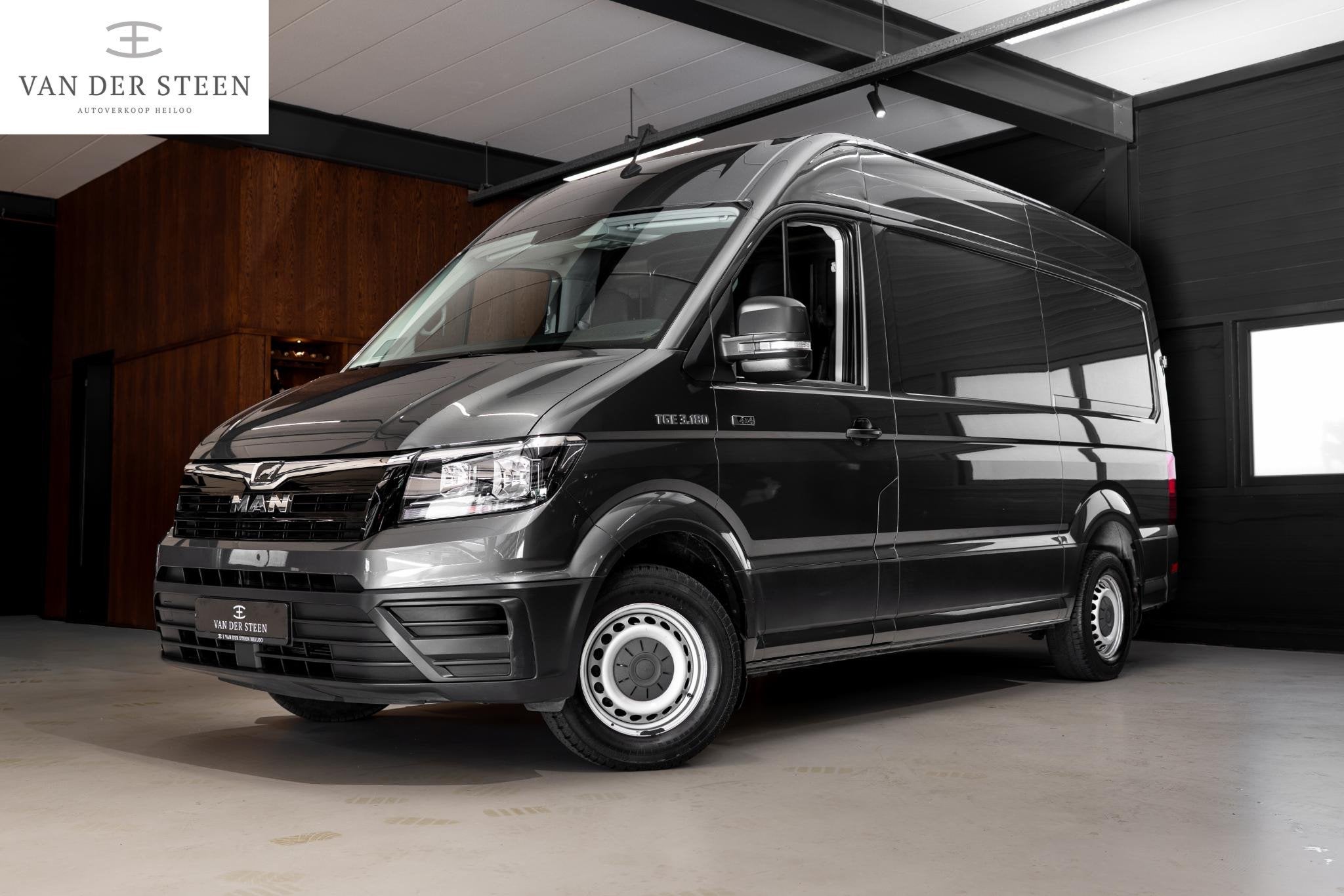 MAN TGE 35 2.0 Standaard L3H2 4x4 | Geveerde stoelen | Apple, Auto's, Automaat, Stof, Gebruikt, Euro 6