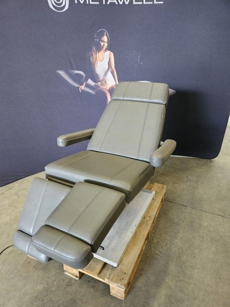 Gharieni pedicurestiel / behandelstoel | Zo goed als nieuw, Ophalen of Verzenden, Zo goed als nieuw, Massagestoel of Kussen