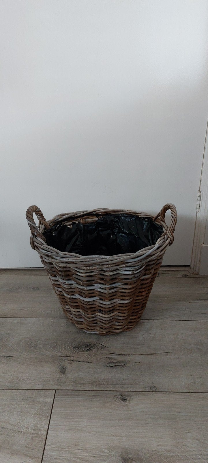 Decoratieve rieten mand voor opbergen of kerstboom, Ophalen, Gebruikt, Mand, Rond