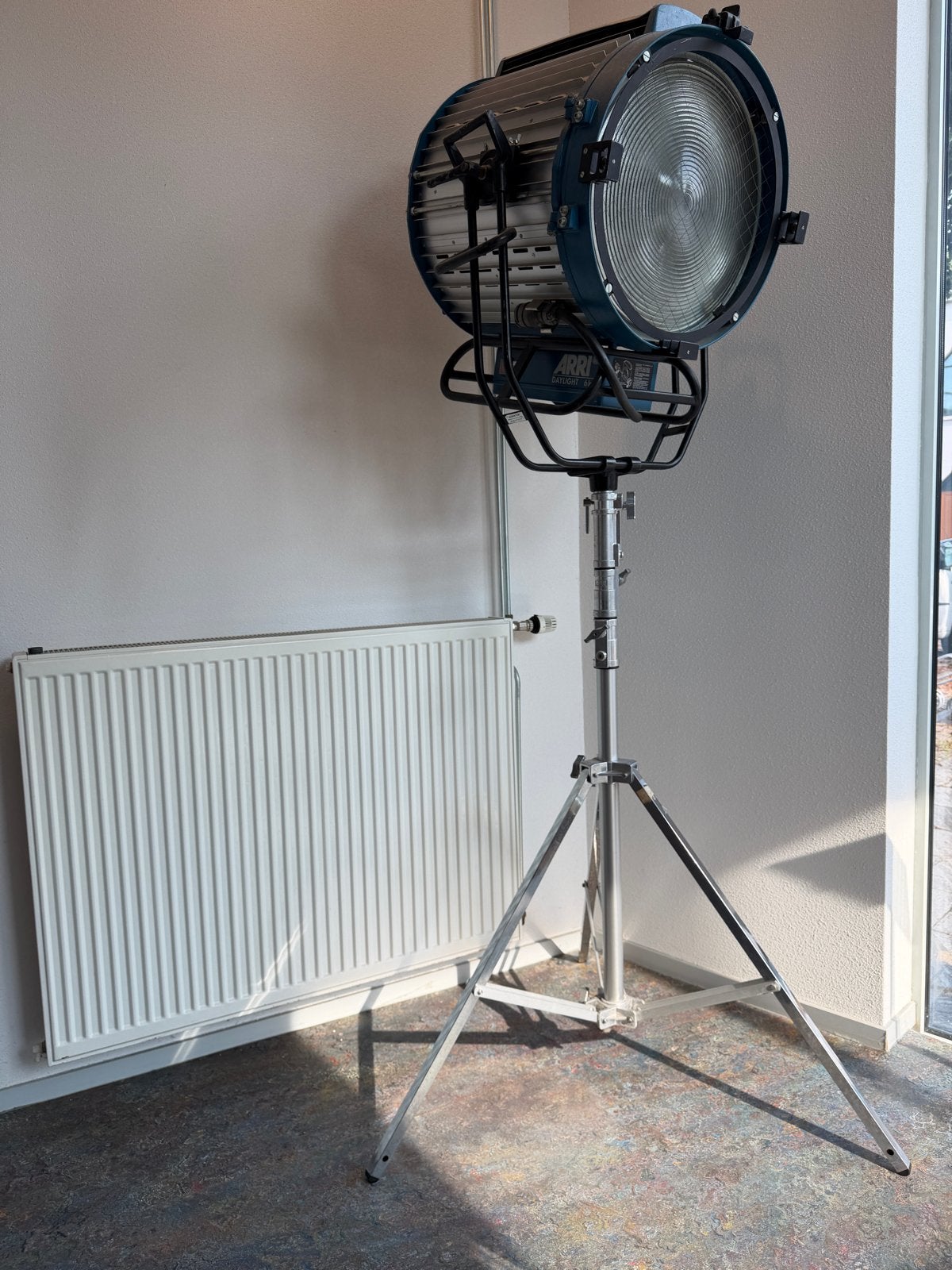ARRI Daylight 6kW HMI (geen kabel/voeding) wel Arri statief!, Ophalen of Verzenden, Gebruikt