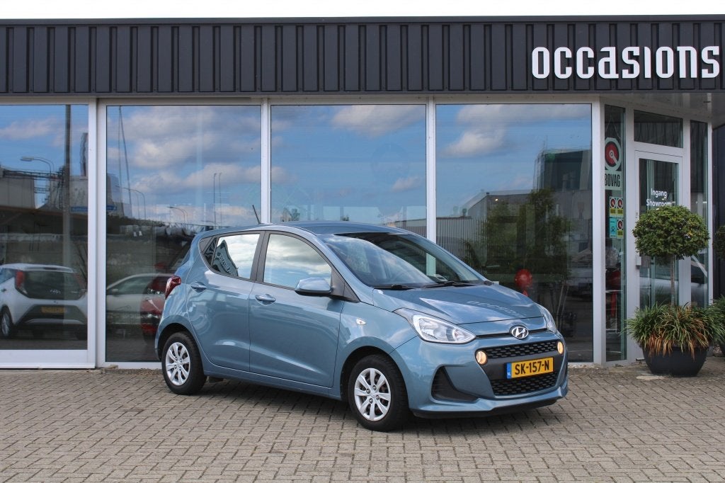 Hyundai i10 1.0i Comfort (bj 2018), Gebruikt, Origineel Nederlands, Bedrijf, Handgeschakeld
