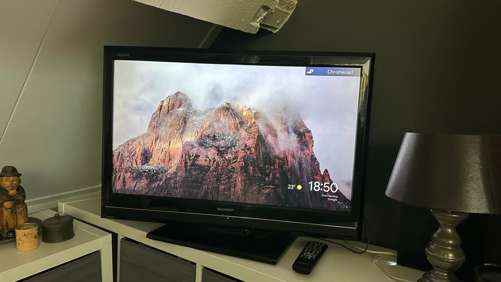 Sharp LCD TV (LC-32DH66E) met Chromecast dongel, Ophalen, Gebruikt, 50 Hz, 80 tot 100 cm