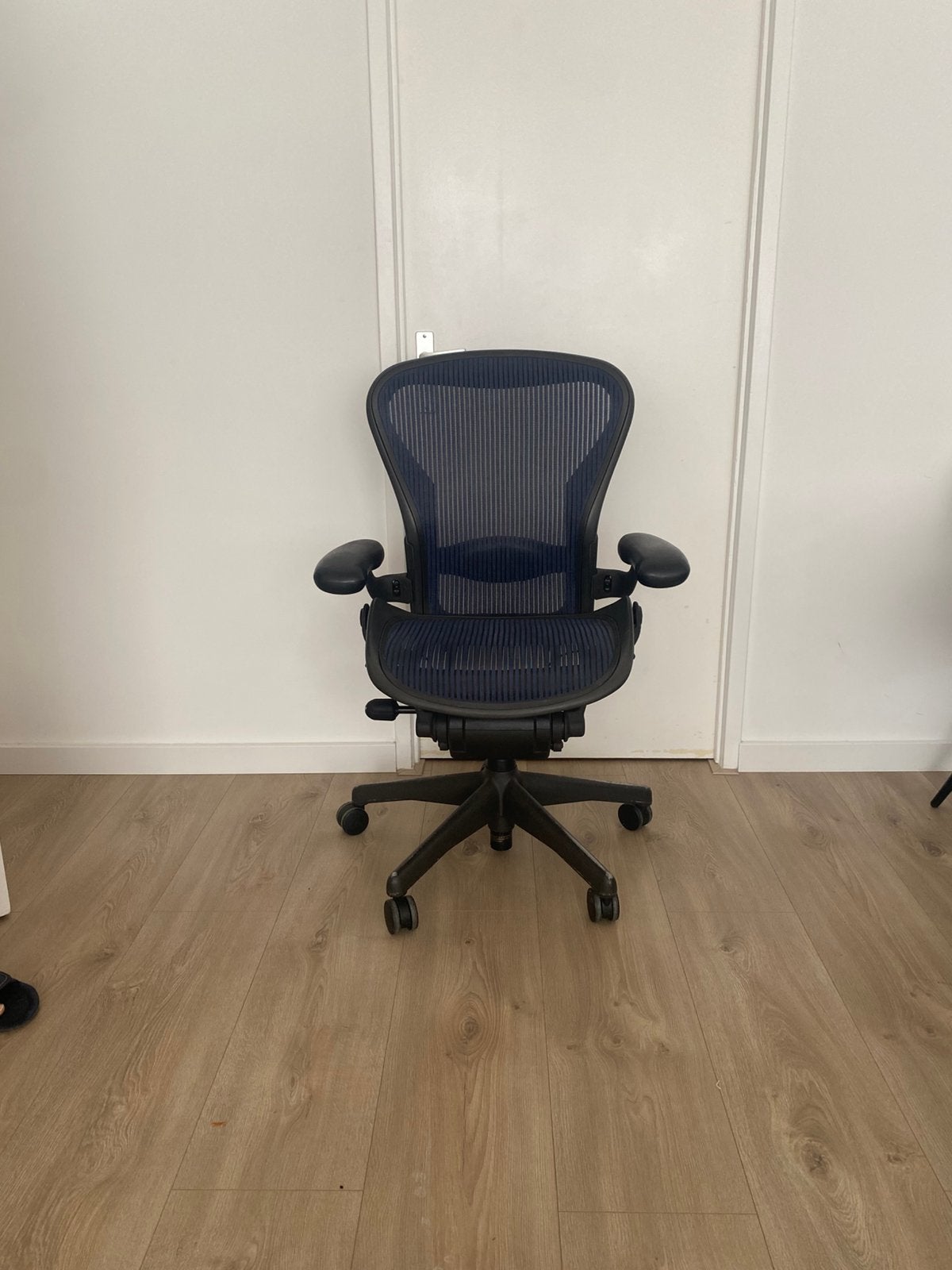 Herman Miller Aeron B bureaustoel, Huis en Inrichting, Bureaustoelen, Ophalen of Verzenden, Zo goed als nieuw, Zwart