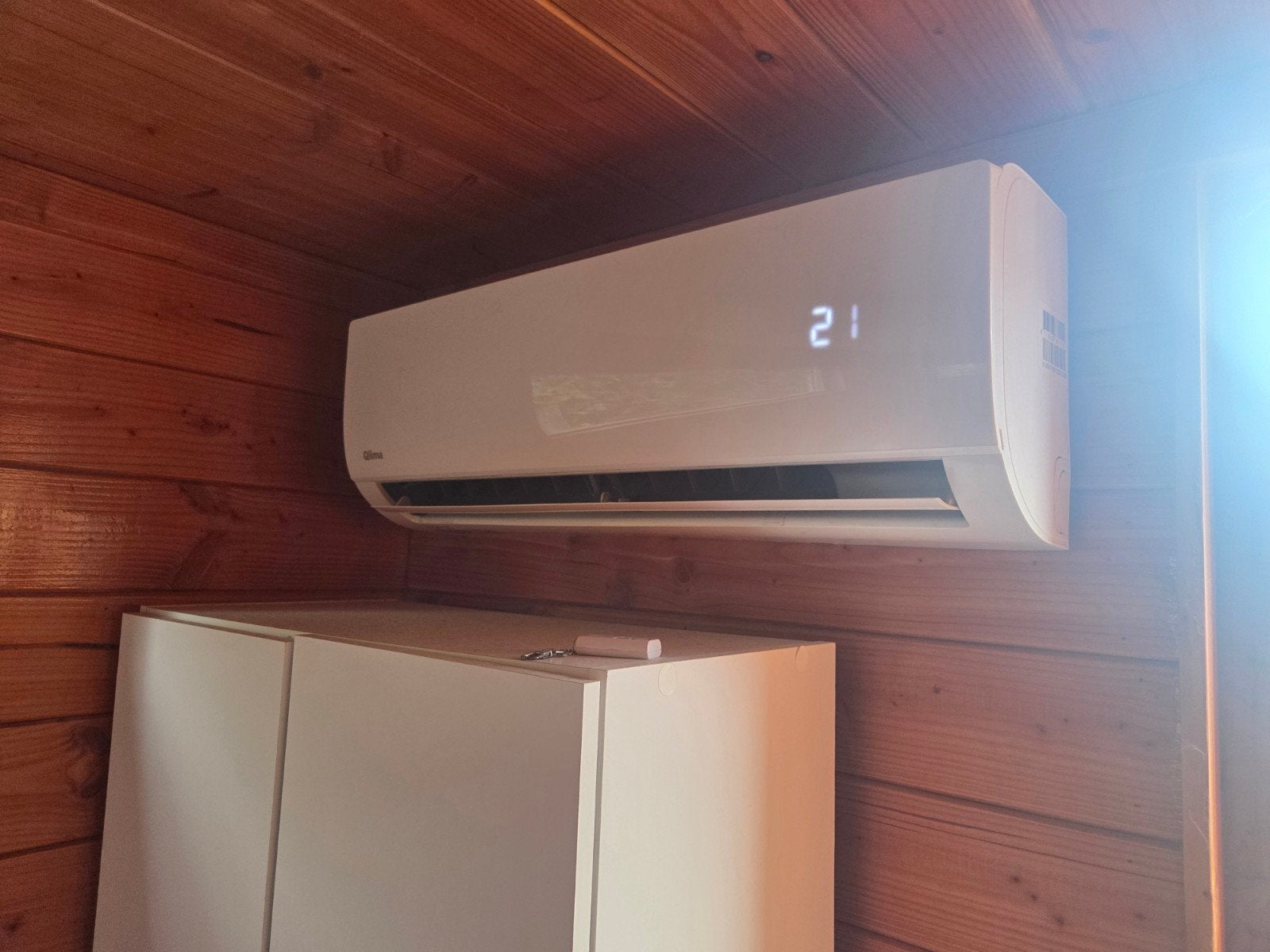 Qlima Wandairco met Afstandsbediening - Koelen en Verwarmen, Ophalen, Minder dan 60 m³, 3 snelheden of meer, Afstandsbediening
