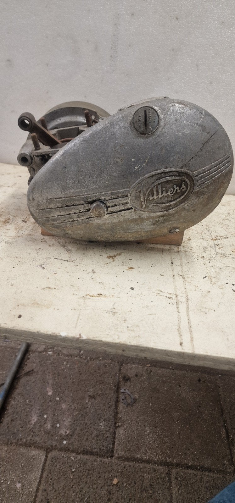 villiers 197cc 8E, Motoren, Ophalen