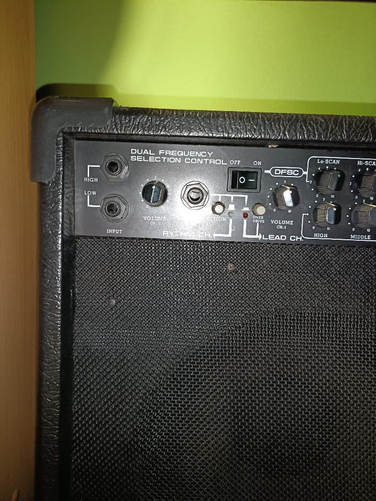 Te koop, Muziek en Instrumenten, Versterkers | Bas en Gitaar, Ophalen, Gebruikt, Gitaar, Minder dan 50 watt