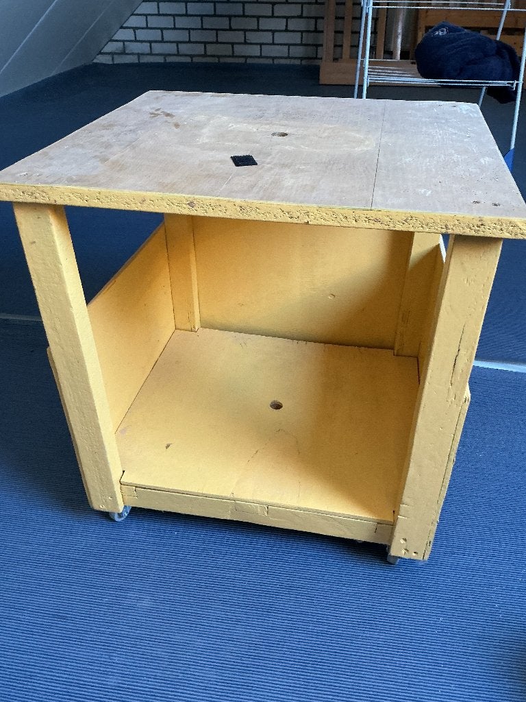 Boetseertafel laag, Hobby en Vrije tijd, Pottenbakken, Ophalen, Gebruikt