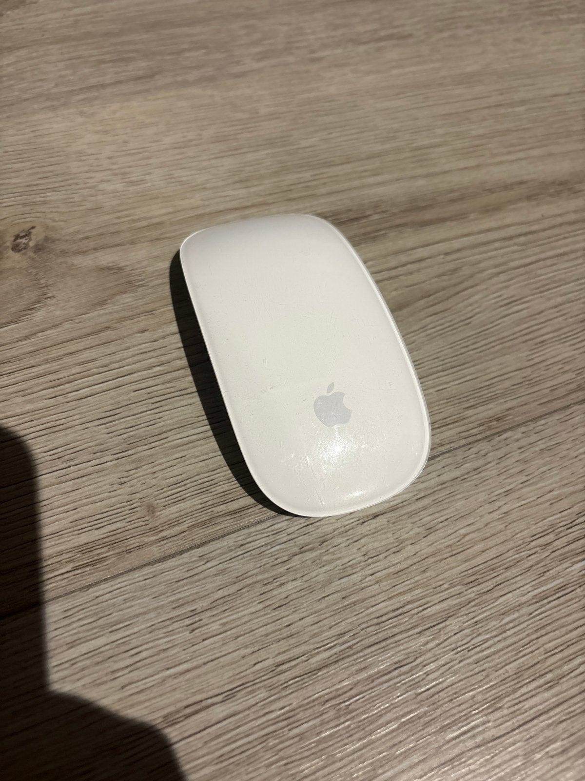 Apple Magic Mouse 1 - Draadloze Muis, Computers en Software, Muizen, Rechtshandig, Muis, Gebruikt, Ophalen of Verzenden