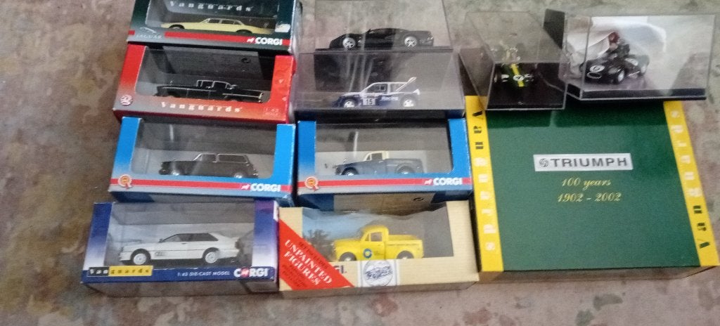 1:43 wagens 11  doosjes 13 stuks o.a. vanguards, Hobby en Vrije tijd, Modelauto's | 1:43, Ophalen of Verzenden, Nieuw, Auto, Vanguards