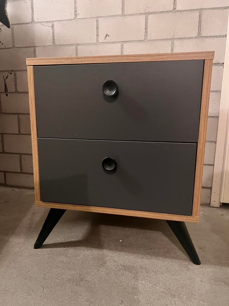 Nachtkastje met 2 lades - Hout en Antraciet, Huis en Inrichting, Slaapkamer | Nachtkastjes, Minder dan 45 cm, Zo goed als nieuw
