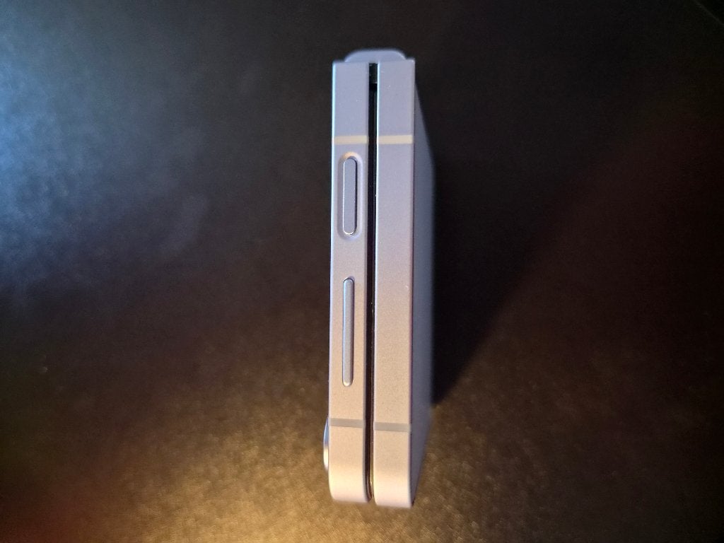 Foto 8 van Samsung Galaxy Z Flip6 256GB Blue – vrijwel nieuwstaat