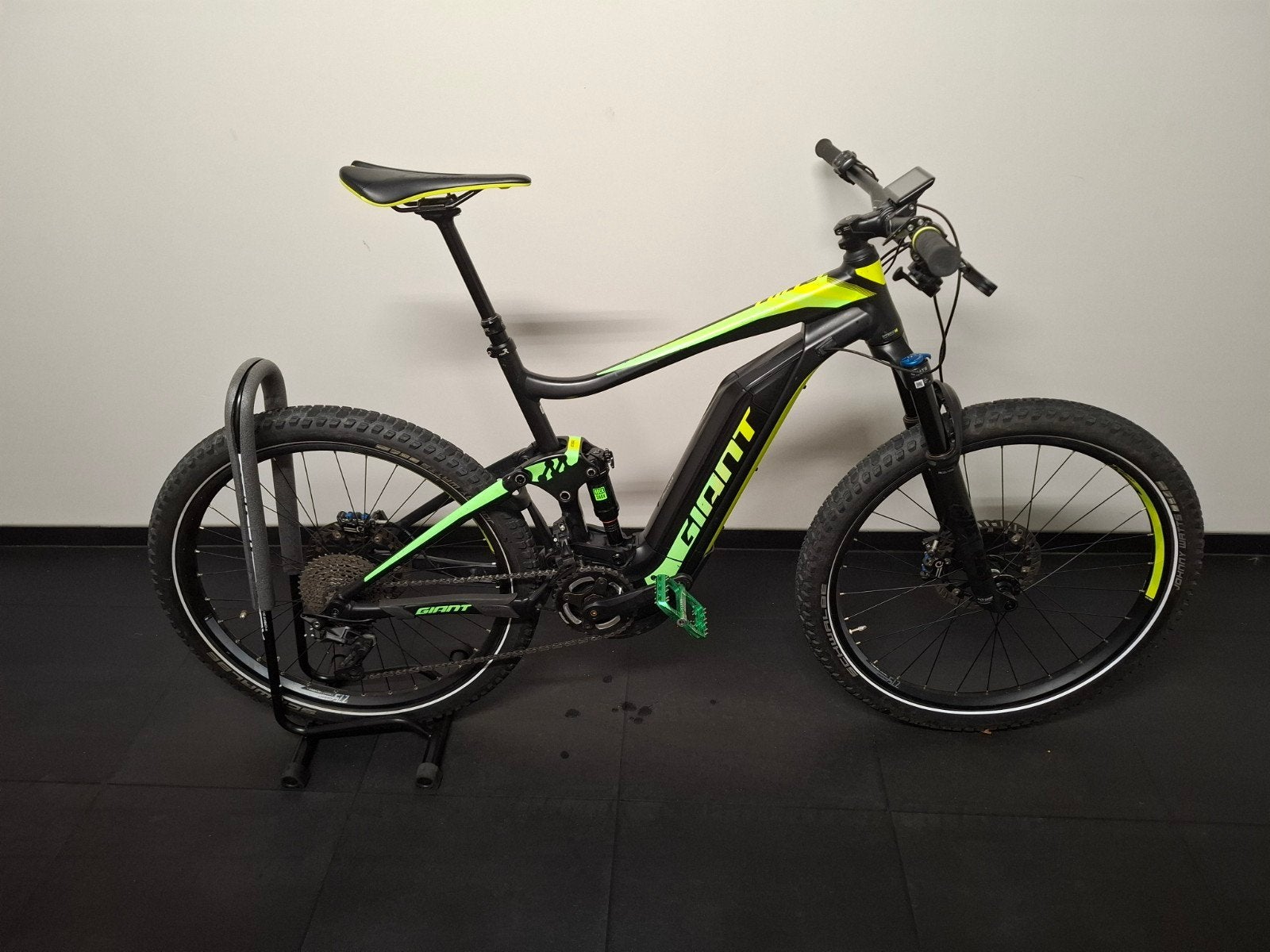 Giant E-MTB 2018 - Fox 34, Magura remmen, recent onderhoud, Fietsen en Brommers, Elektrische fietsen, Ophalen, Gebruikt, Giant
