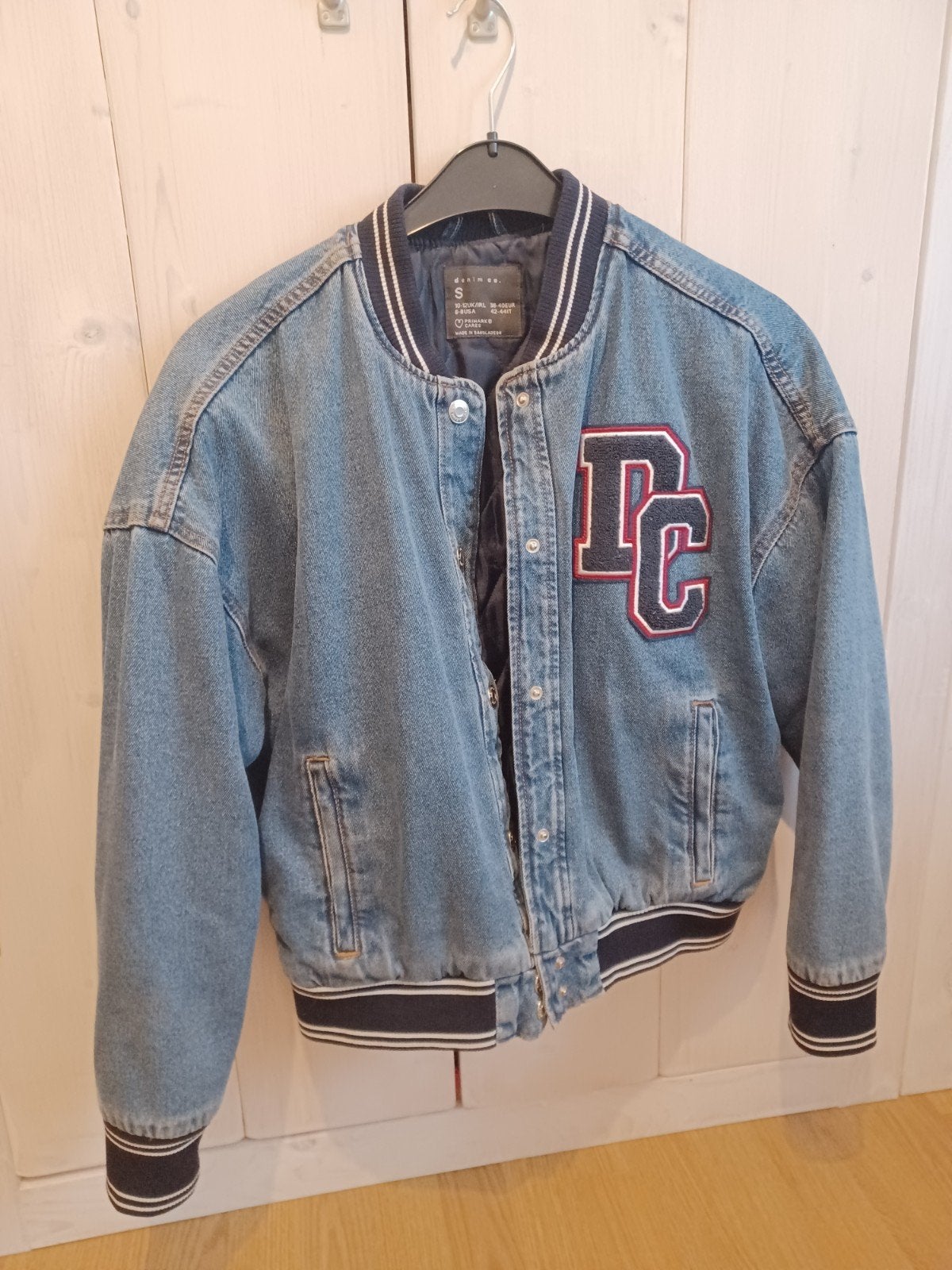 Stoere gevoerde spijkerjas van Primark, Ophalen of Verzenden, Zo goed als nieuw, Maat 36 (S), Primark
