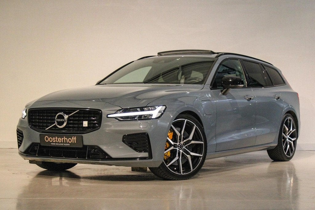 Volvo V60 2.0 T8 AWD Polestar Engineered | PANO | B&W | HUD, Automaat, Gebruikt, Zwart, 1969 cc