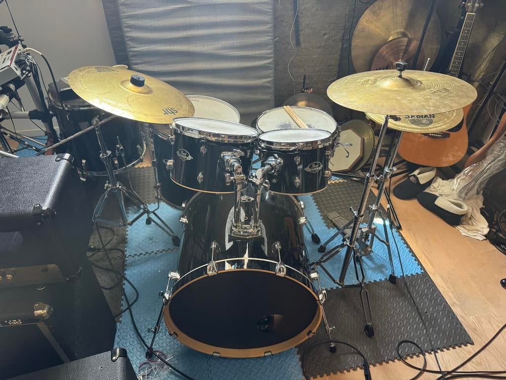 Pearl export drumstel met Sabian bekkens en hardware, Muziek en Instrumenten, Drumstellen en Slagwerk, Ophalen, Zo goed als nieuw