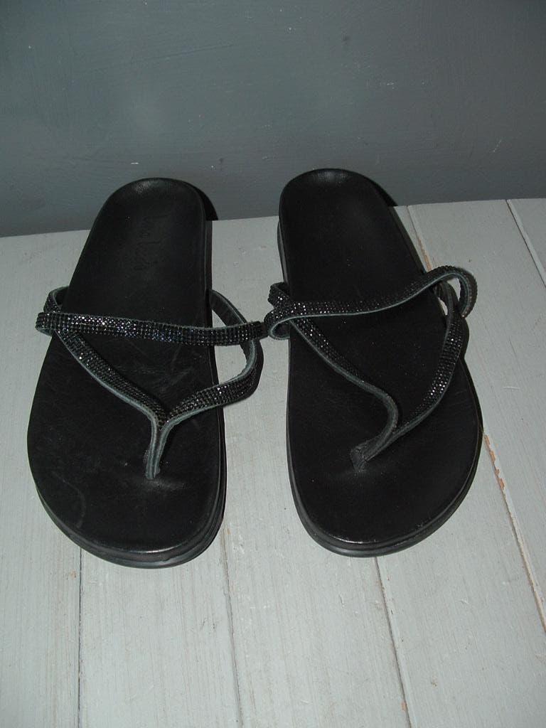 Lina Locchi zwarte steentjes leren slipper maat 40