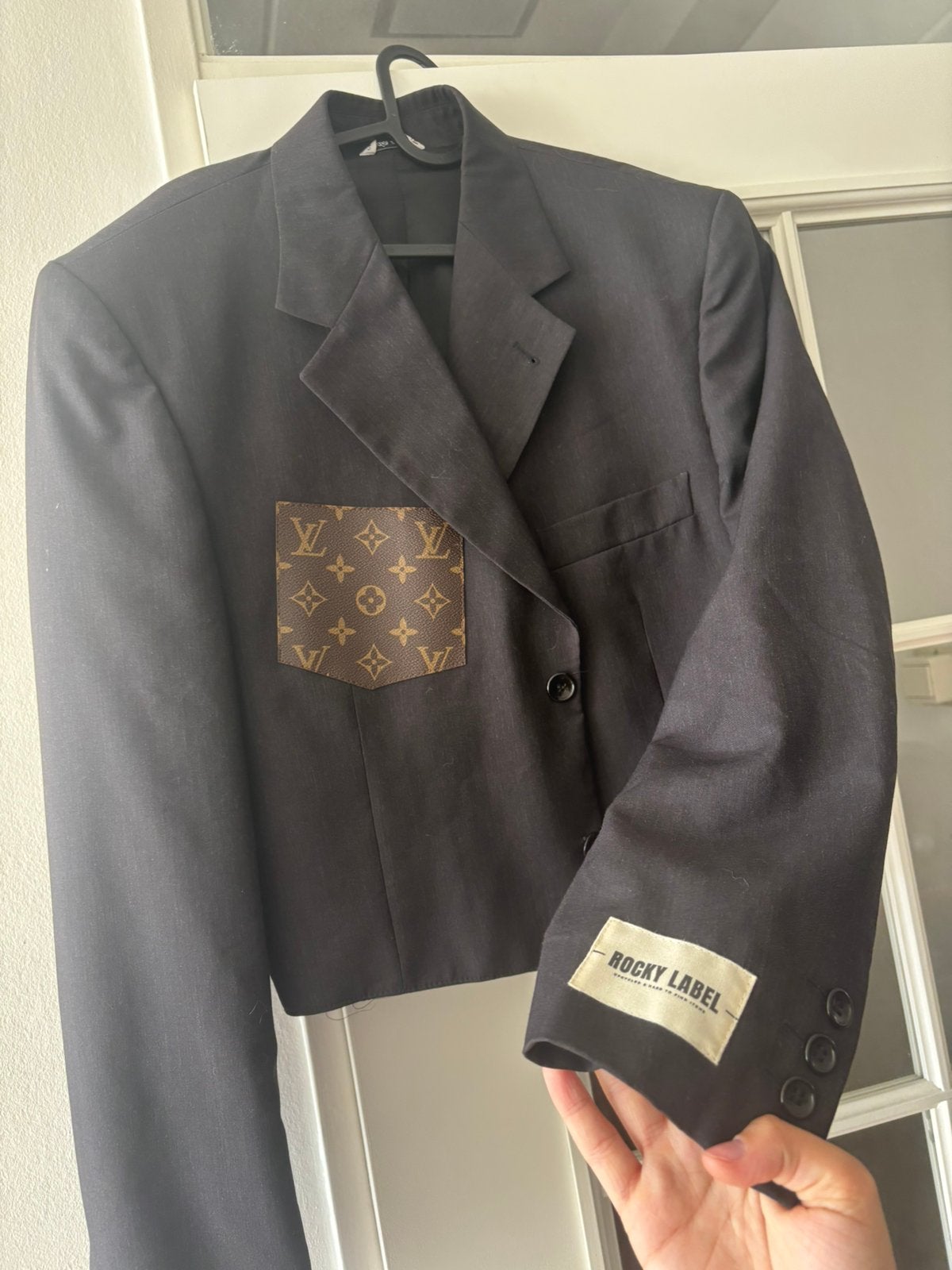 Rocky The Label Cropped Blazer, Maat 38/40 (M), Verzenden, Zwart, Nieuw