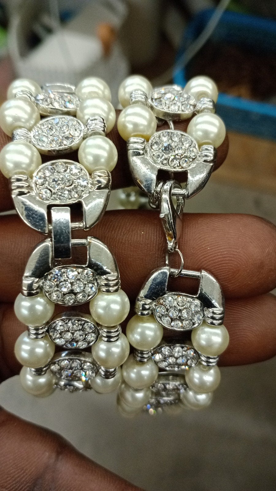 Elegante armband met parels en strass, Overige materialen, Met bedels of kralen, Wit, Nieuw