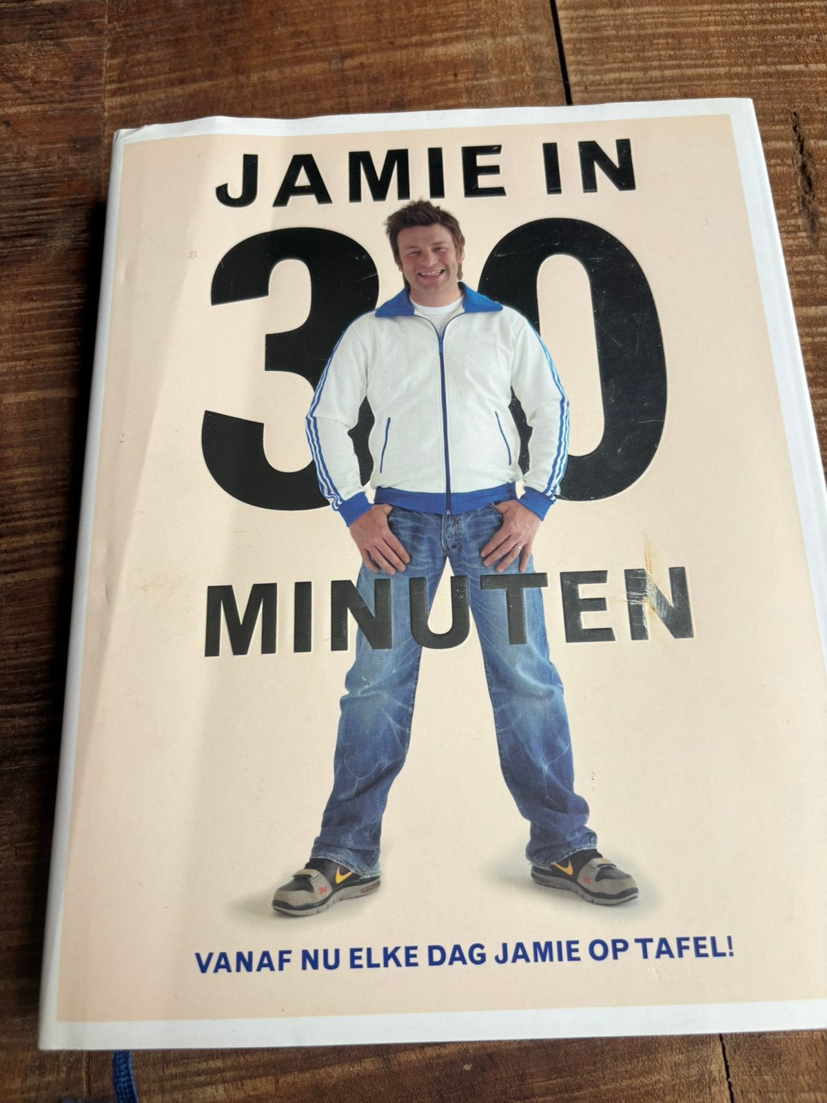 Jamie Oliver - Jamie in 30 minuten, Boeken, Ophalen of Verzenden, Zo goed als nieuw, Overige gebieden