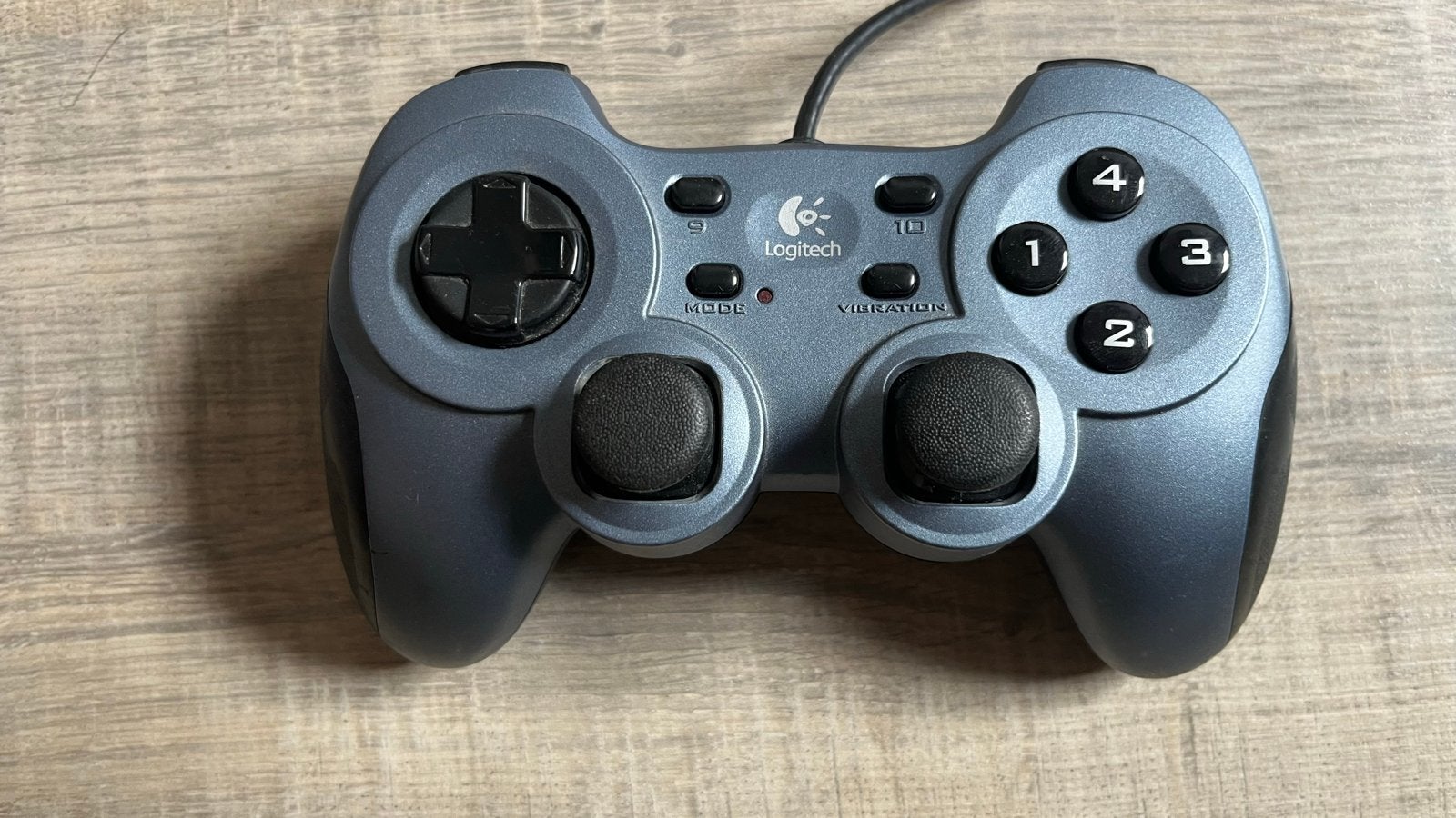 Logitech RumblePad 2 Gamepad voor PC - Gebruikt, Gebruikt, Force feedback, Ophalen of Verzenden, PC