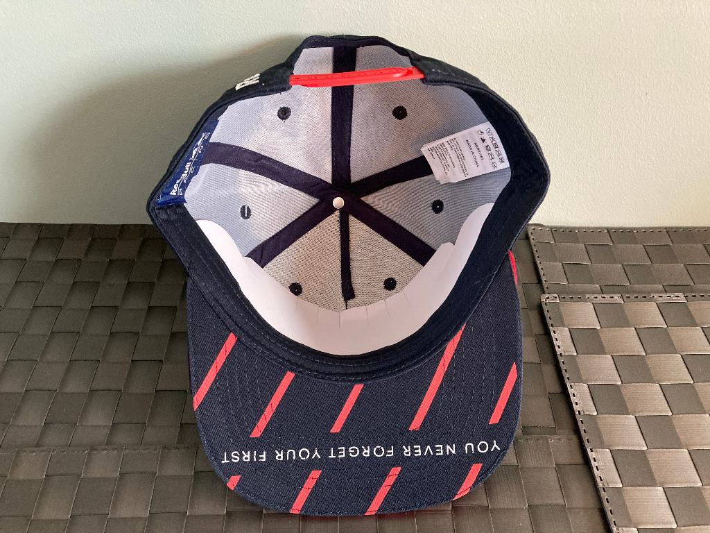 ✅ Max Verstappen 2021 World Champion pet Red Bull Racing, Ophalen of Verzenden, Nieuw, Formule 1