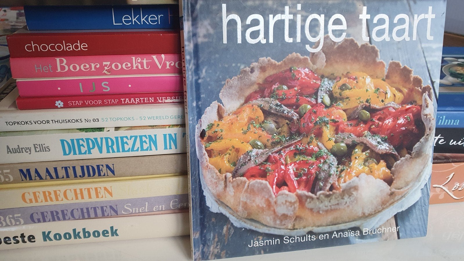 Hartige taart kookboek - Jasmin Schults en Anaisa Brüchner, Verzenden, Zo goed als nieuw, Hoofdgerechten, Jasmin Schults en Anaisa Brüchner