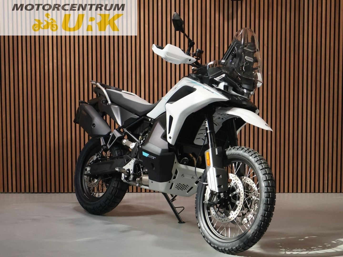 CFMOTO MT-X1000 (bj 2026), 2 cilinders, Motorrijbewijs A, Bedrijf, Onbekend