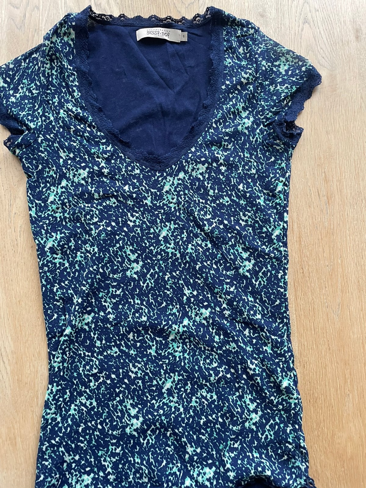 Sissy Boy mesh S valt als M, Ophalen of Verzenden, Zo goed als nieuw, Blauw, Korte mouw