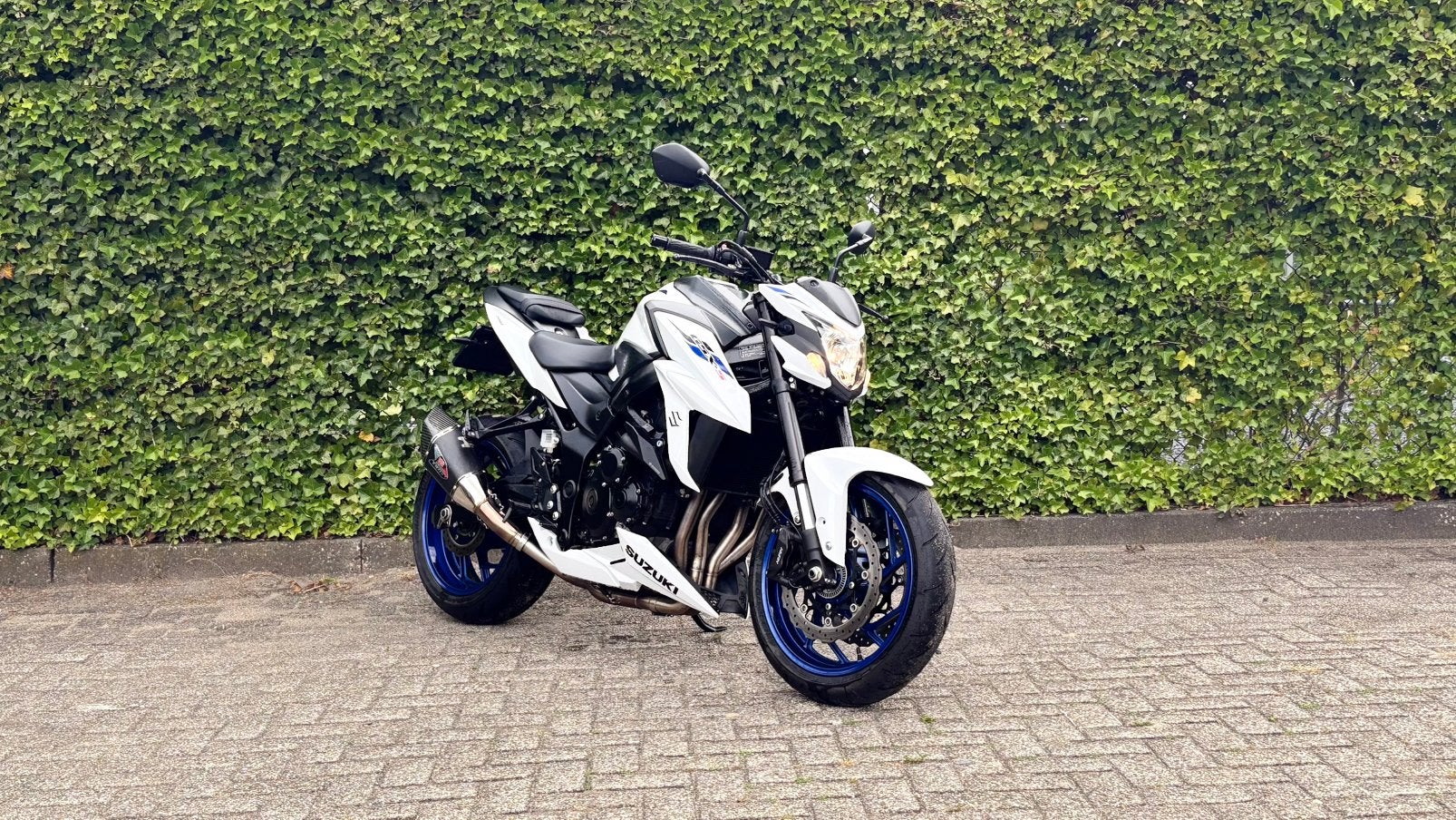 Suzuki GSX-S 750 Yoshimura en sportpakket, Occasion, 4 cilinders, Motorrijbewijs A, 749 cc