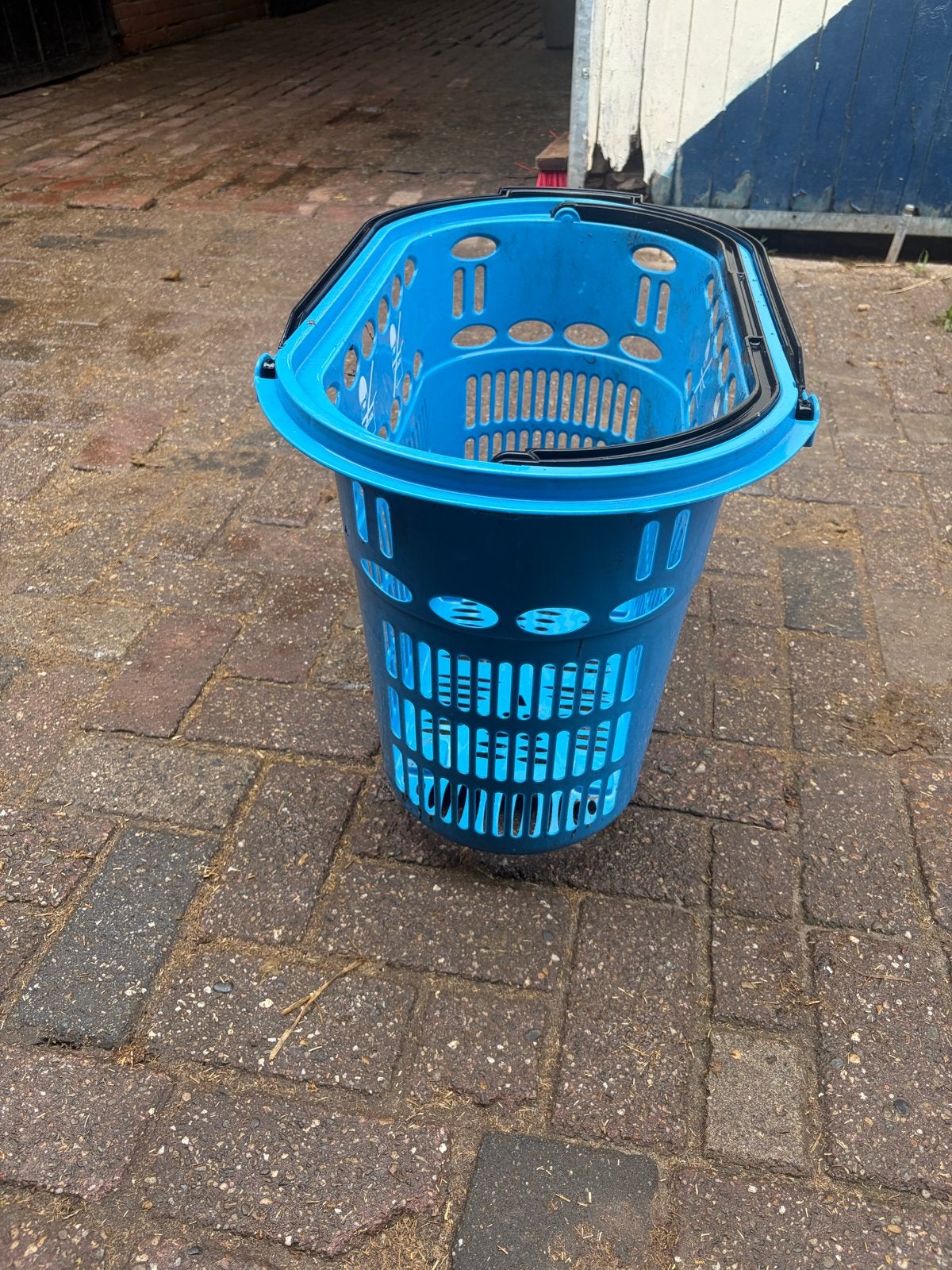 Blauwe kunststof wasmand met handvatten, Ophalen, Gebruikt, Mand, Ovaal