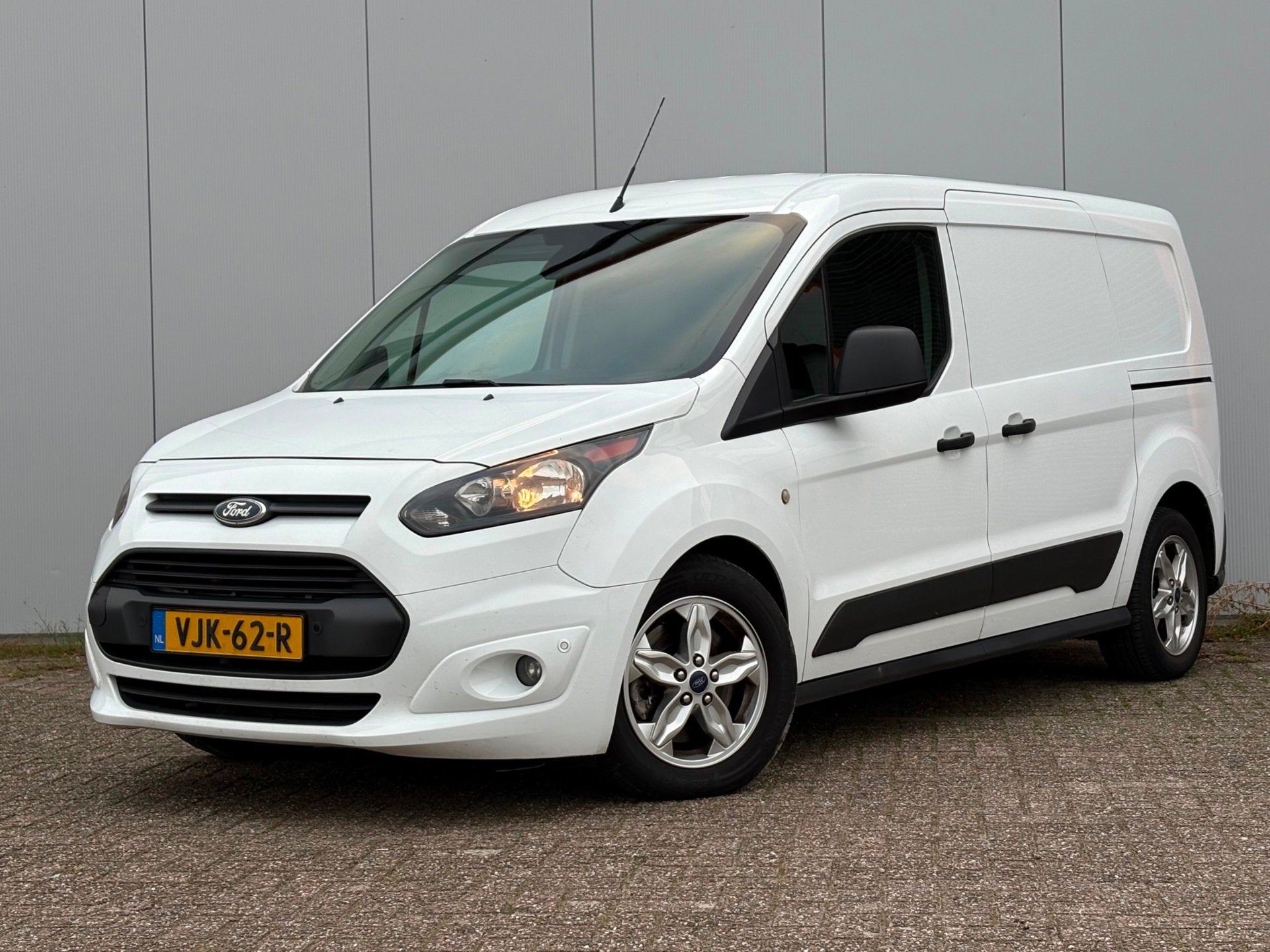 Ford Transit Connect 1.5 TDCI L2 Ambiente Automaat, Nieuwe A, Gebruikt, Euro 6, 4 cilinders, Wit