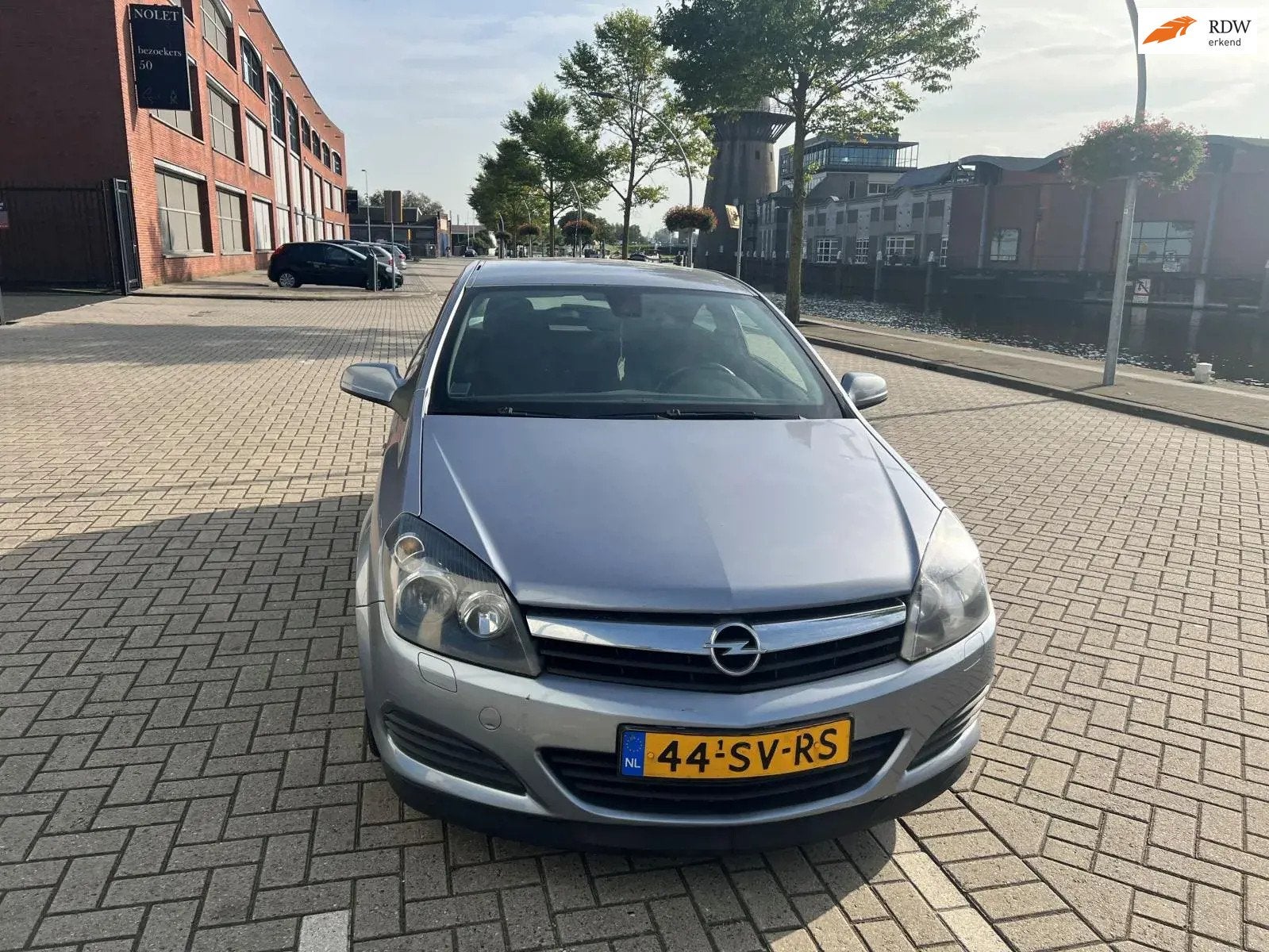Opel Astra GTC 1.9 CDTi Executive, Auto's, Opel, Gebruikt, 680 kg, 4 cilinders, Bedrijf