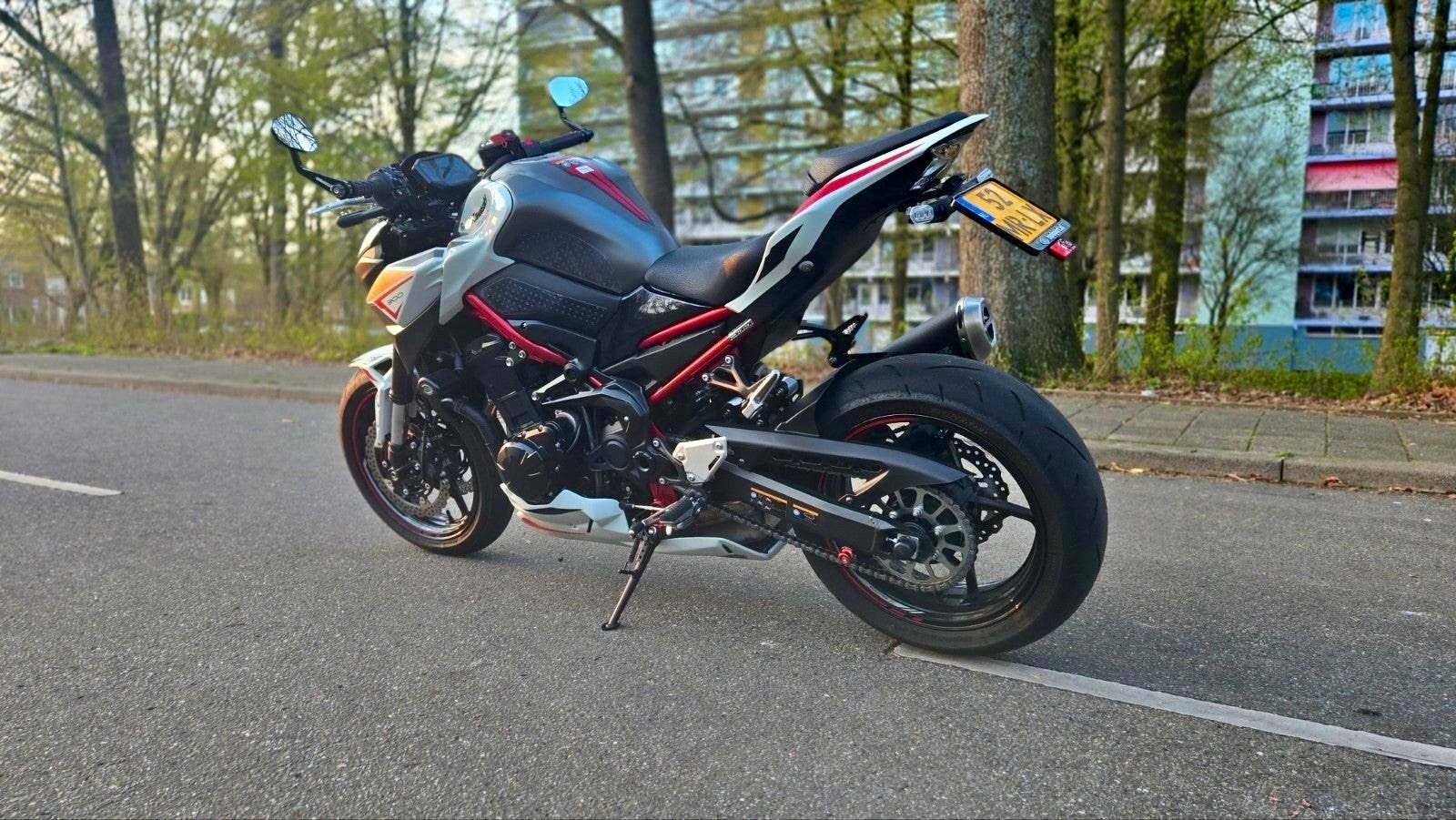 Kawasaki Z900 - Naked Bike 2022 en ABS, 4 cilinders, Motorrijbewijs A, Gebruikt, 900 cc