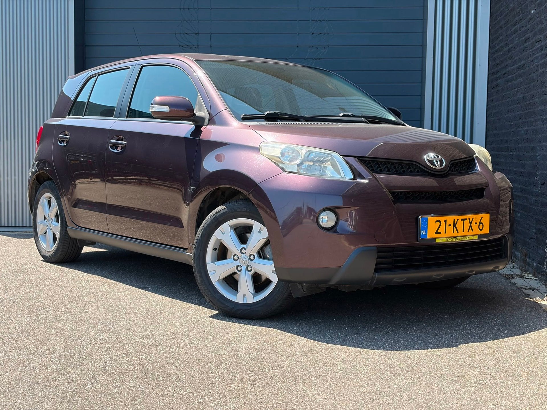 Toyota Urban Cruiser 1.3 VVT-i Aspiration Airco|Nap, Voorwielaandrijving, 49 €/maand, Bedrijf, Grijs