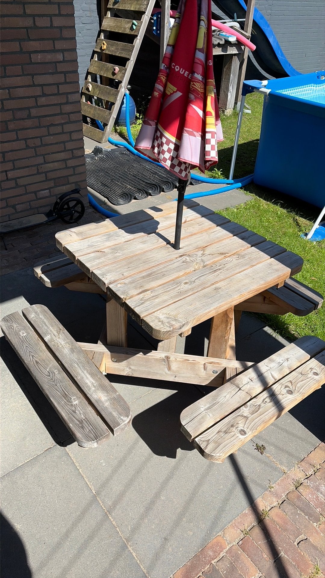 Kinder picknick tafel, Gebruikt, Vierkant, Hout, Ophalen