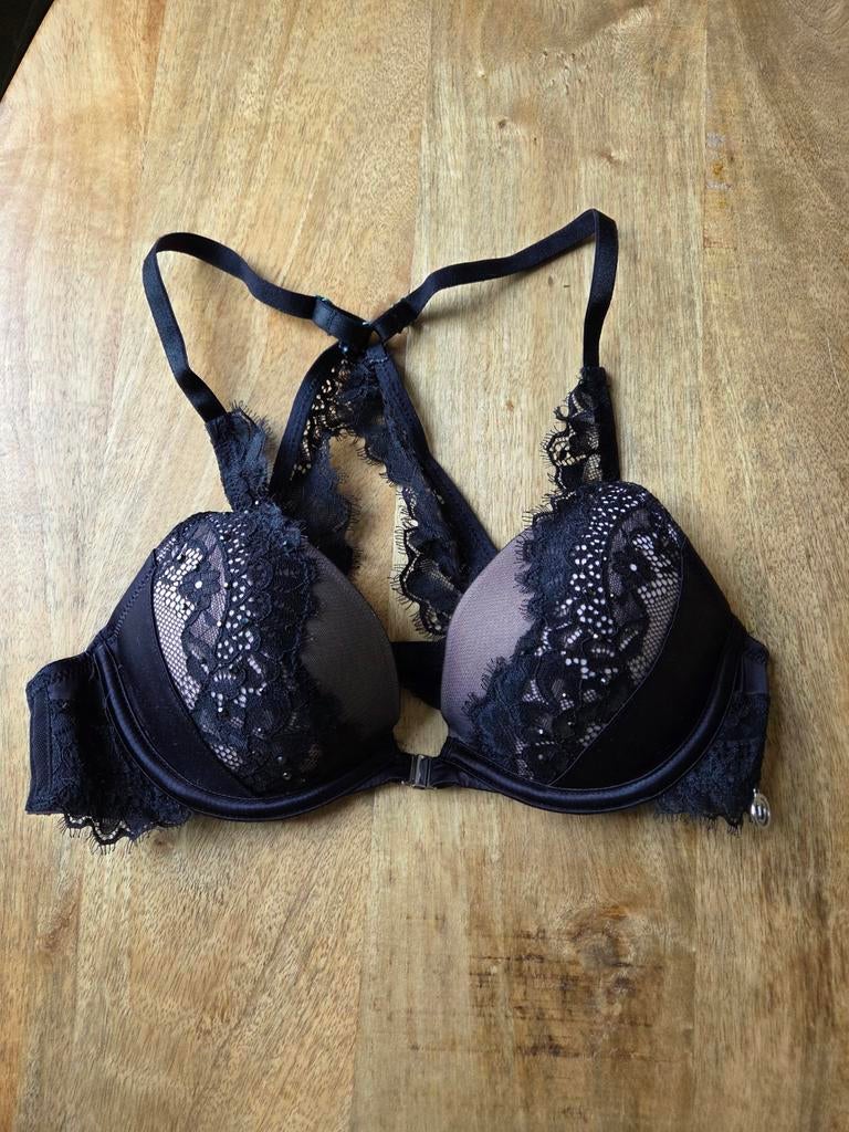 Hunkemöller voorgevormde push-up bh 70A, Hunkemöller, Ophalen of Verzenden, Zwart, BH