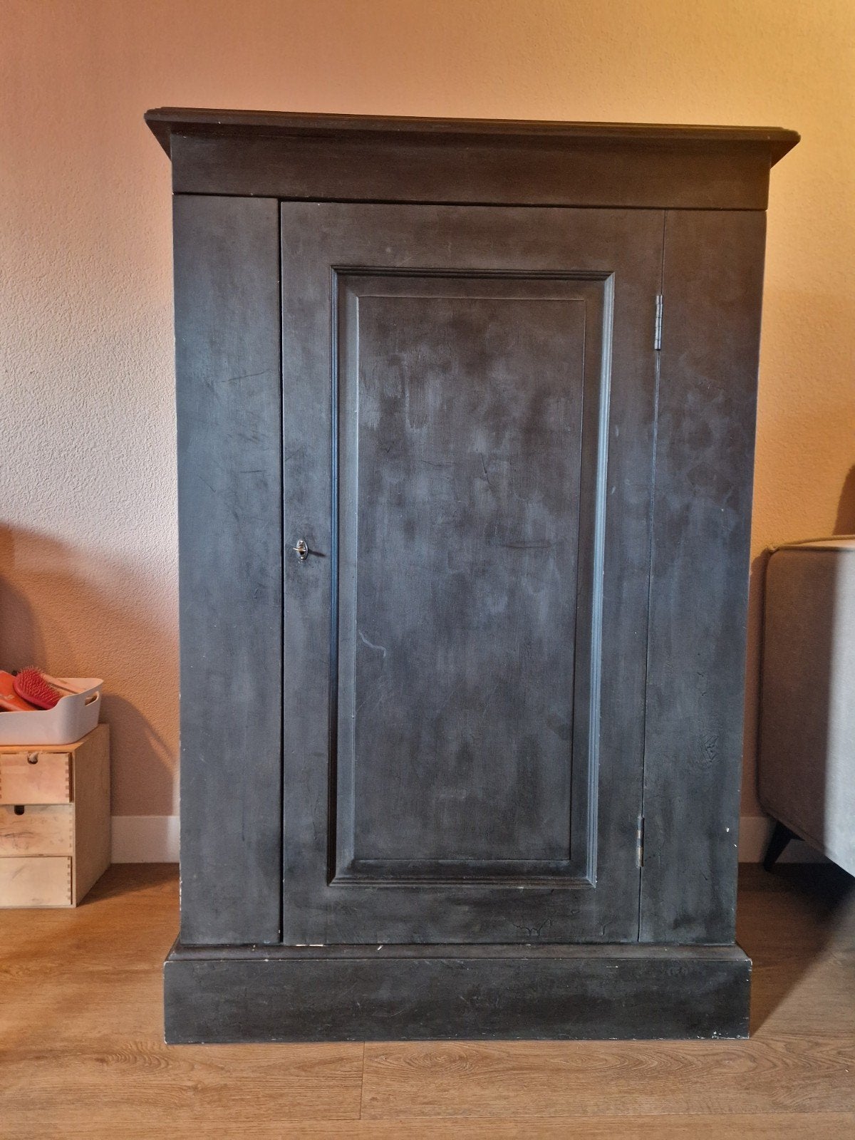 leuke kast: H 1.36 B 90 D 60, Antiek en Kunst, Ophalen