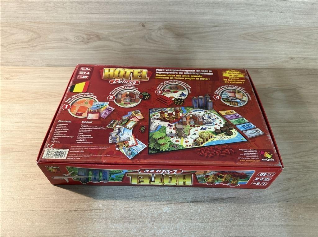 hotel deluxe - s6921, Hobby en Vrije tijd, Gezelschapsspellen | Bordspellen, Verzenden, Zo goed als nieuw