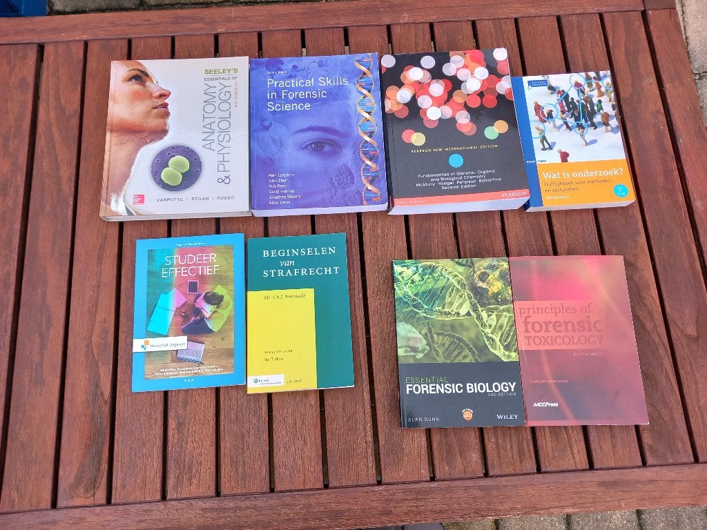 Studieboeken Forensisch Onderzoek jaar 1 en 2 diverse titels, Boeken, Ophalen of Verzenden, Beta, Gelezen, HBO