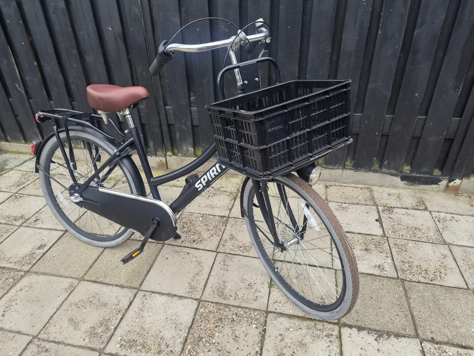Spirit transportfiets met mand - Zo goed als nieuw, Fietsen en Brommers, Fietsen | Dames | Damesfietsen, Velgrem, Versnellingen