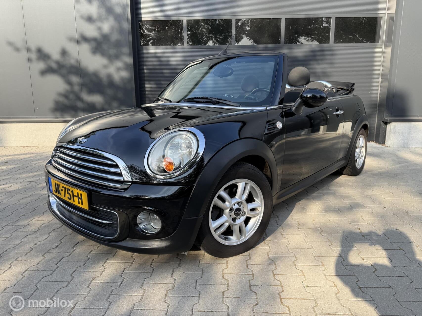Mini Cabrio 1.6 One Chili Airco Stoelverwarming inruilkoopje, Auto's, Voorwielaandrijving, Euro 5, Gebruikt, Zwart