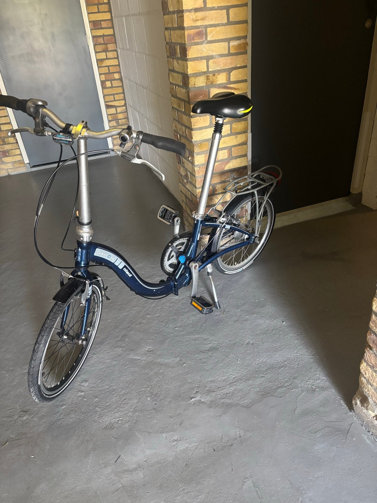 Inklapbare fiets - Ideaal voor woon-werkverkeer, 20 inch of meer, Velgrem, Versnellingen, Zo goed als nieuw