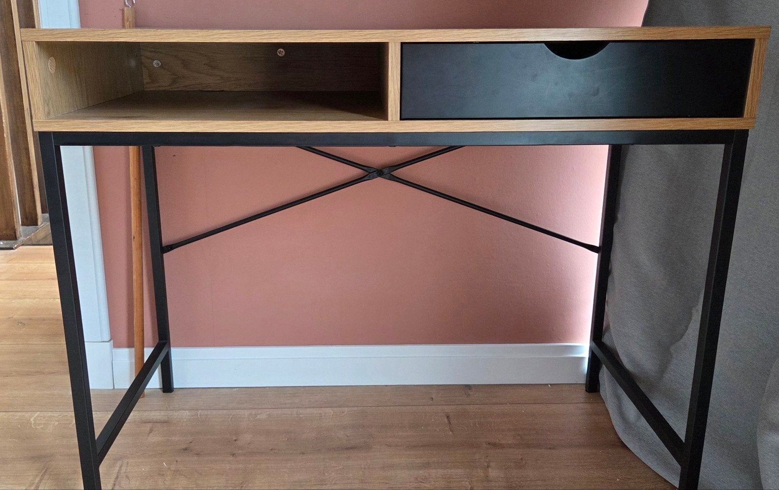 JYSK TRAPPEDAL kast met lade en bureau, Ophalen, Met plank(en), Gebruikt, 200 cm of meer