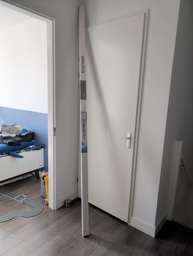Bruynzeel Opbouwkader Plissédeur Wit 130x260cm Nieuw, Doe-het-zelf en Verbouw, Deuren en Horren, Ophalen, Hordeur, Nieuw, 120 cm of meer