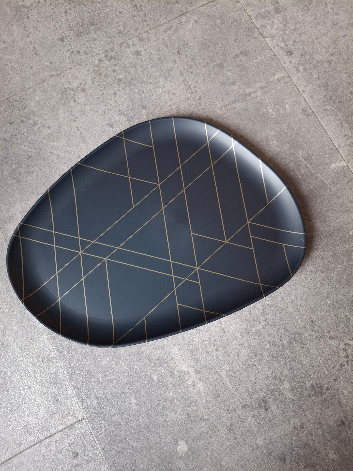 8 Zwart/Gouden Plastic Bordjes - Ideaal voor Camping, Huis en Inrichting, Keuken | Servies, Kunststof, Ophalen of Verzenden, Zo goed als nieuw