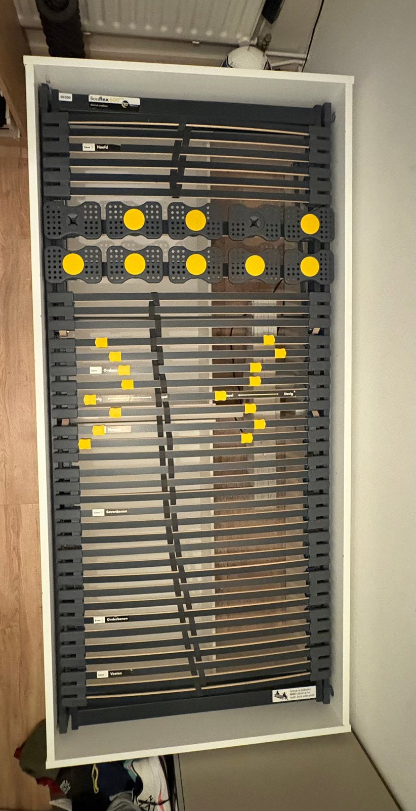 Elektrisch Verstelbare Lattenbodem Bossflex 600 - 90x200 cm, Ophalen, Gebruikt, Eenpersoons, 90 cm